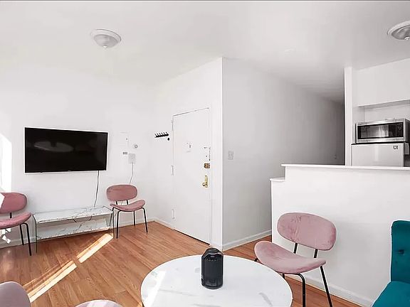 5th image of 51 Avenue B APT 3