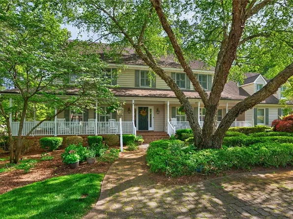 1813 Eden Way, Virginia Beach, VA 23454