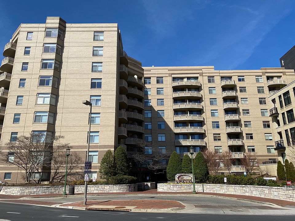 1st image of 7111 Woodmont Ave APT 804