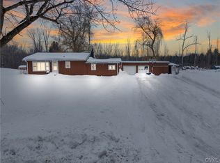 9576 Black Creek Rd, Brewerton, NY 13029