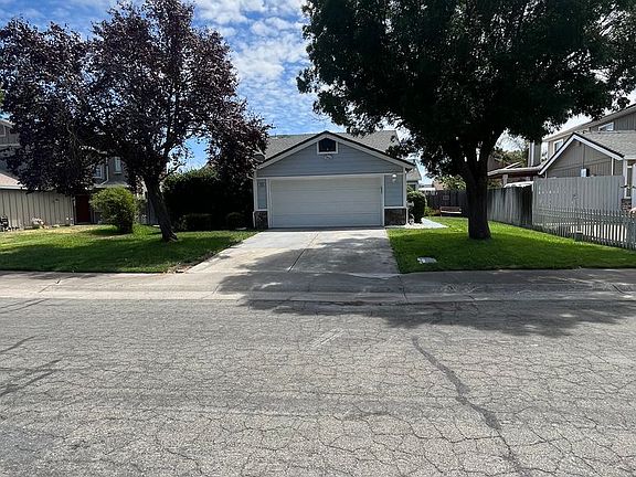 2nd image of 836 Marsh Creek Dr