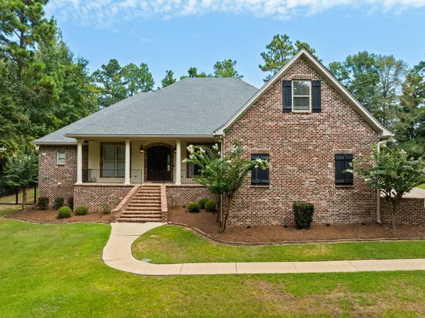 52 Brookline Dr, Hattiesburg, MS 39402