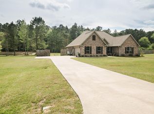 138 Eagle Point Rd, Leesville, LA 71446