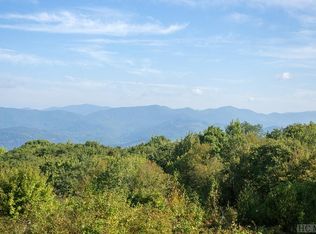 1283 Rye Mountain Dr, Glenville, NC 28736