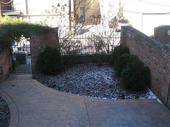courtyard in back