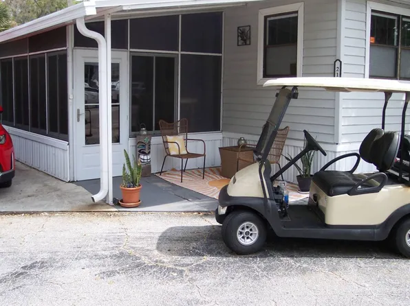 213 Matthew Cir, Titusville, FL 32780