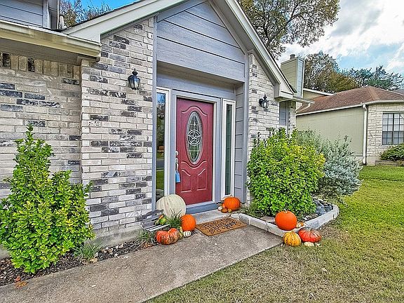 2nd image of 6611 Corpus Christi Dr