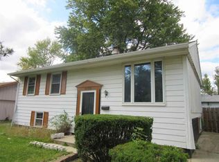 1135 Cinnamon Rd, Fort Wayne, IN 46825