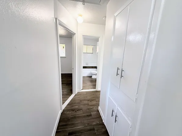 2104 James Bowie Dr, Baytown, TX 77520