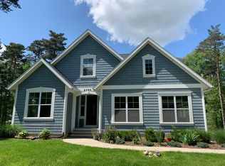 4050 Pine Tree Ln, Lansing, MI 48911