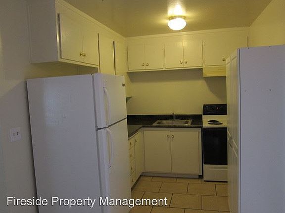 2nd image of 629 Laura Dr APT A