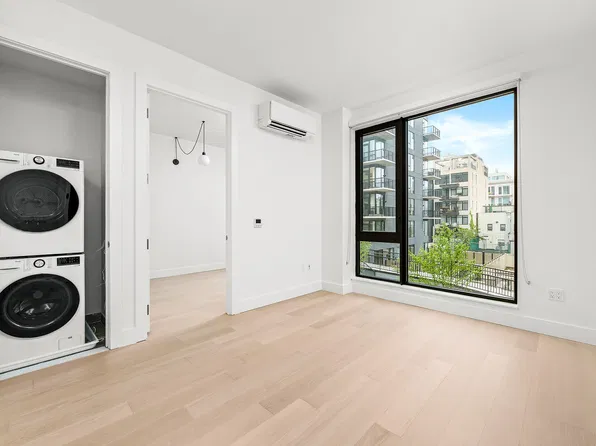 218 Front Street #632, photo 3
