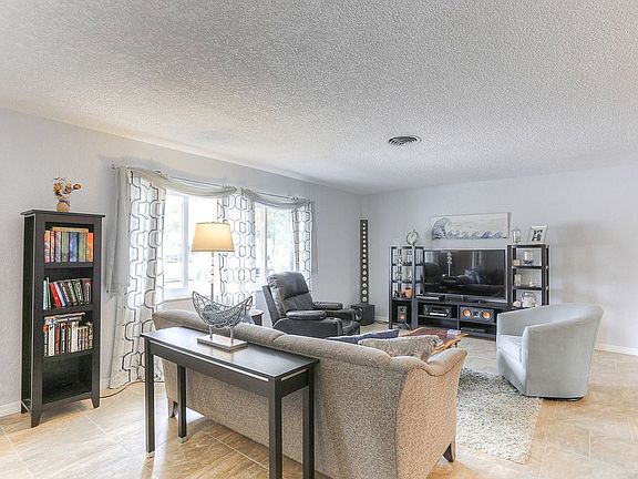 2nd image of 2600 69th Ave S