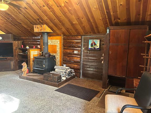 5th image of 5447 Chena Hot Springs Rd
