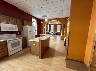 101 1/2 E College Ave, Appleton, WI 54911