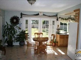 22452 Galilee St, Calabasas, CA 91302