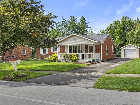 5th image of 176 E Tiverton Way