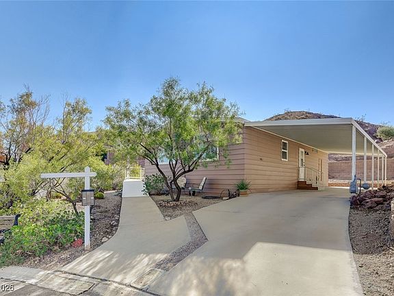 4th image of 689 Mount Bona Way