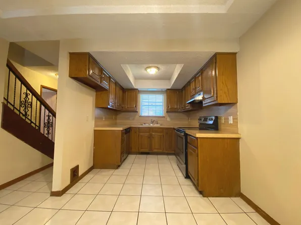 3620 Wynn Cir, Edmond, OK 73013