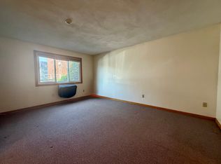 38 Middle St APT 1, Waltham, MA 02451