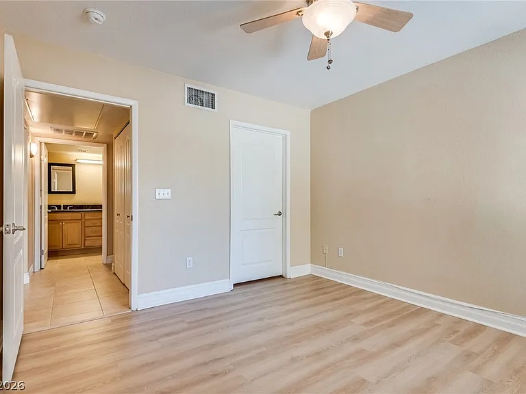 1900 Villa Palms Ct #103 — Photo 9