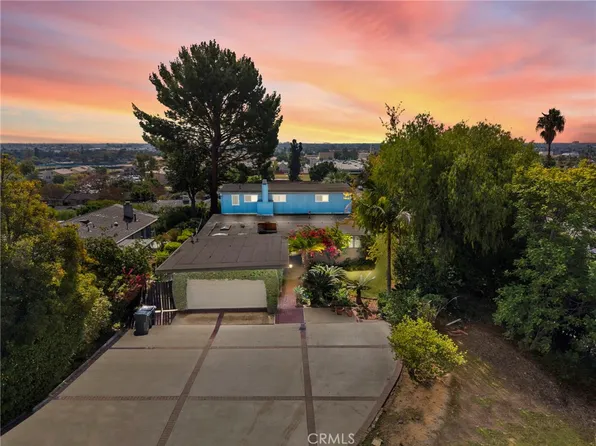 404 Cannon Ln, Fullerton, CA 92831