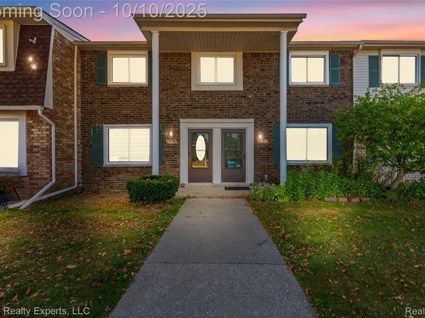 13470 Denver Cir E, Sterling Heights, MI 48312