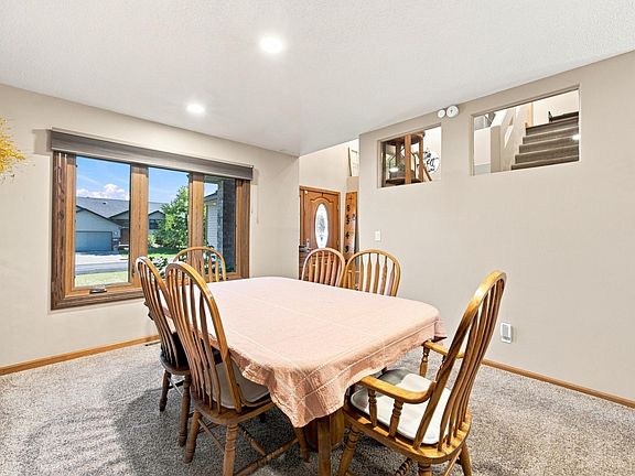 5th image of 3526 Park Ave S
