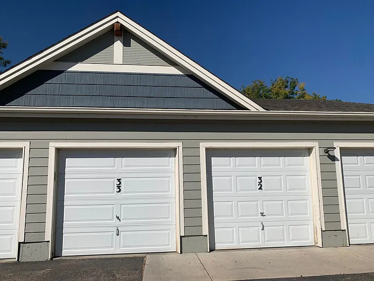 Garage unit