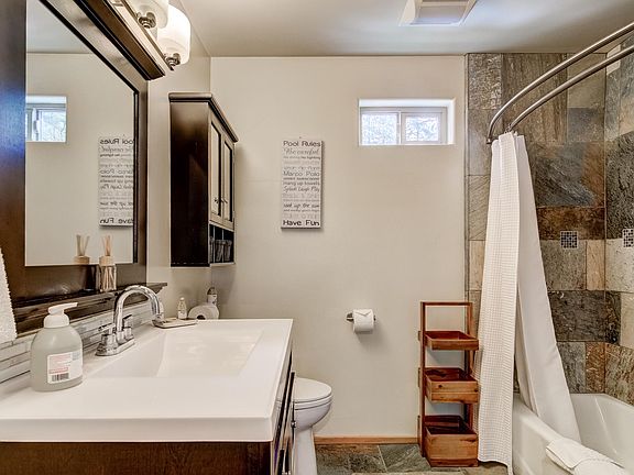 4th image of 954 Modesto Ave #2