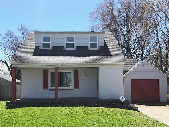 2nd image of 120 Maplelawn St SE