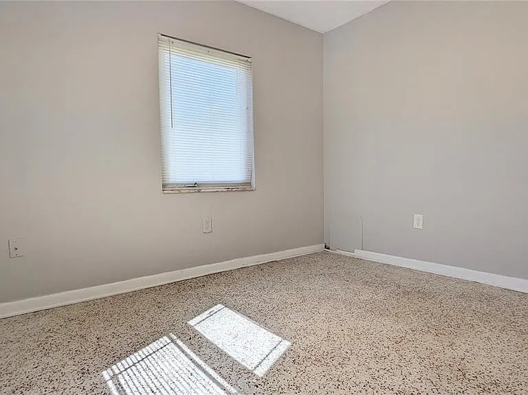22003 Catherine Ave — Photo 17