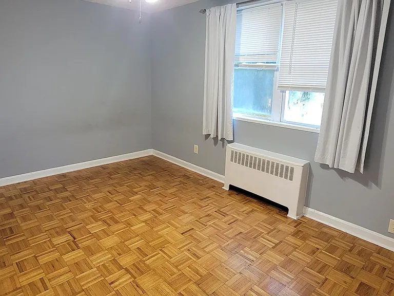 307 E Clarkson Ave #1 — Photo 5