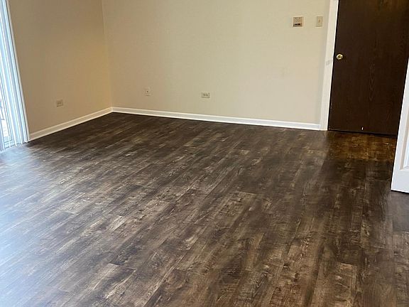 3rd image of 10741 Mary Ln