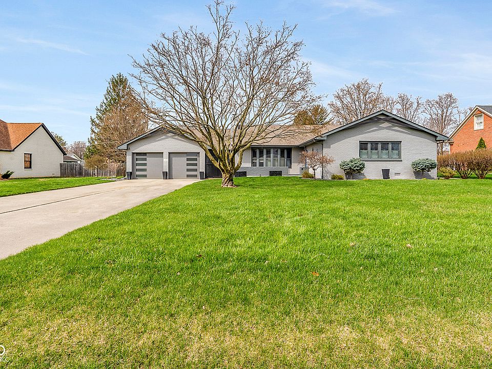 1st image of 597 Lasher Dr