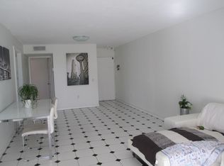 7601 Byron Ave APT 3E, Miami Beach, FL 33141