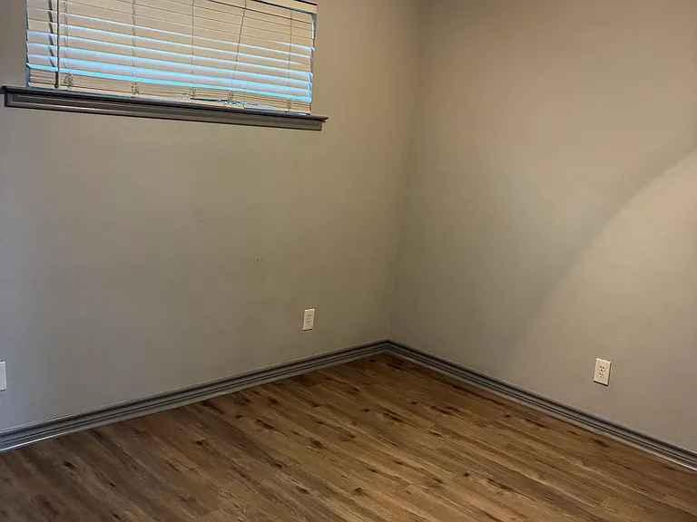240 Turner Ln #242 — Photo 15