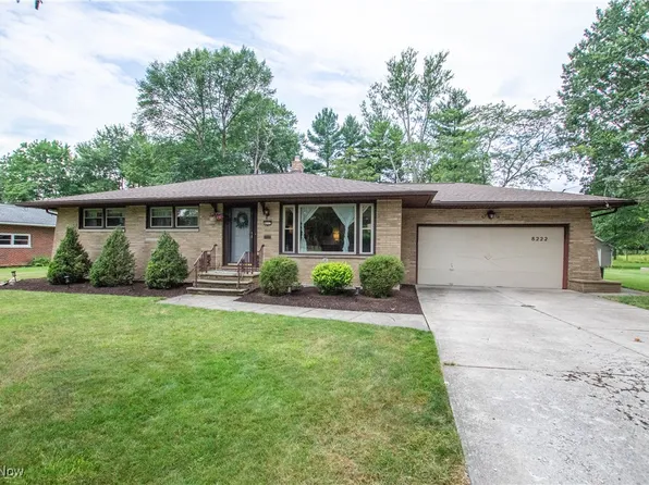 8222 Briarwood Dr, Broadview Heights, OH 44147