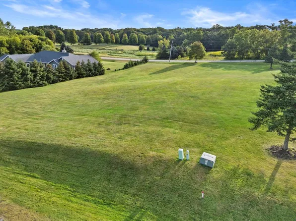 6601 FOXTAIL LANE, Burlington, WI 53105