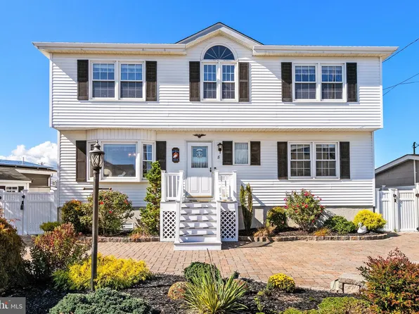 8 Mary Alice Rd, Manahawkin, NJ 08050