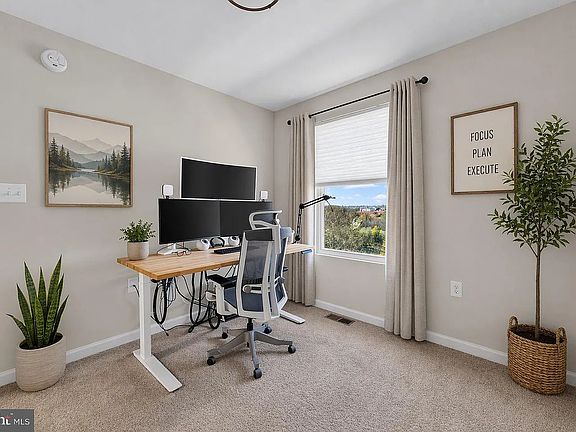 3rd image of 159 Presidents Pointe Ave #159
