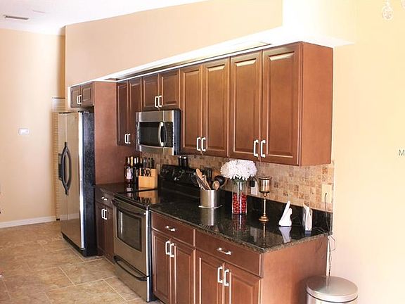 5th image of 2627 Briar Oak Cir