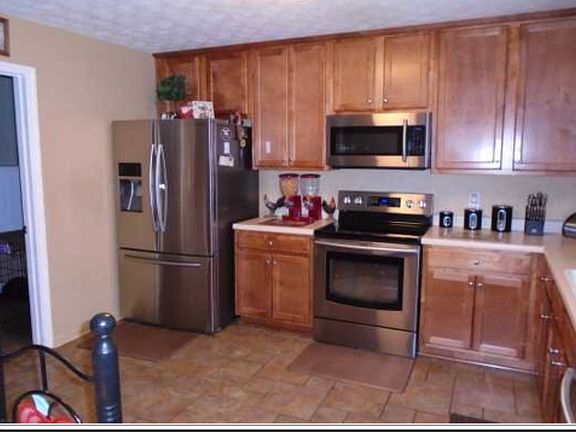 5th image of 3301 Oakbriar Dr