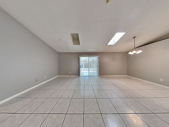 2nd image of 661 Piedmont Dr
