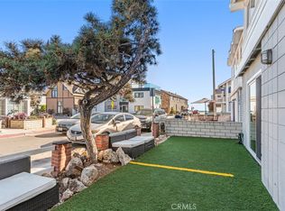 115 33rd St, Newport Beach, CA 92663