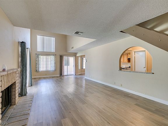 3rd image of 3836 Marshall Cir