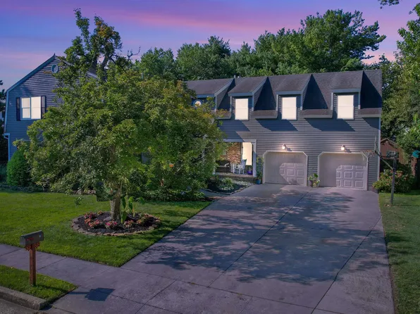 7 Woodstock Dr, Linwood, NJ 08221