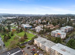 1025 Inverness Rd #227, Saanich, BC V8X2S2