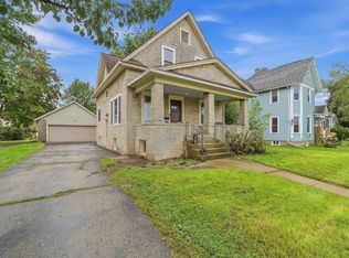 244 Center St, Randolph, WI 53956