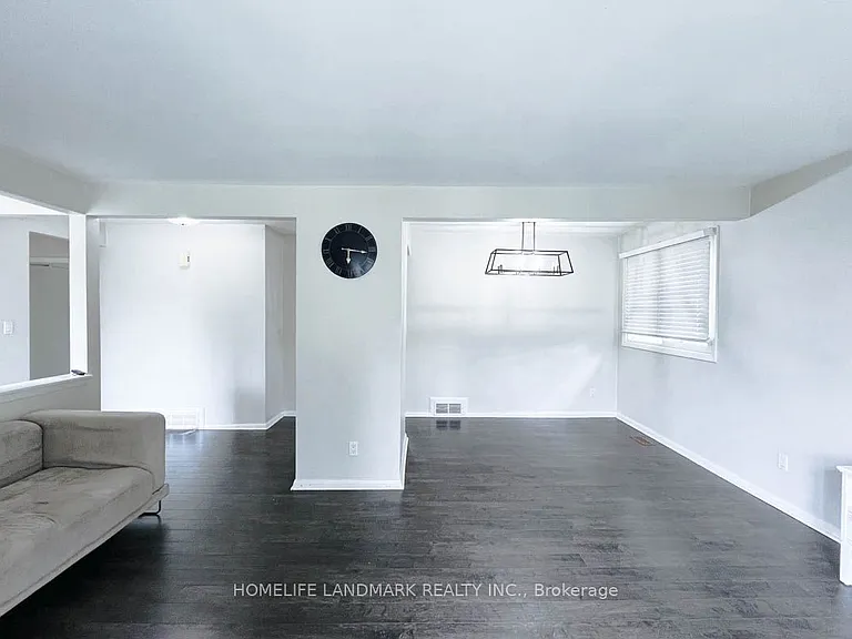 16 Lochinvar Cres #MAIN — Photo 6